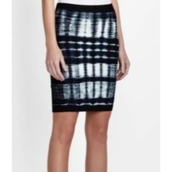 BCBGMaxAzria Taylor Navy Blue Tie Dye Bandage Skirt Bodycon Mini, Size XS - Picture 10 of 10